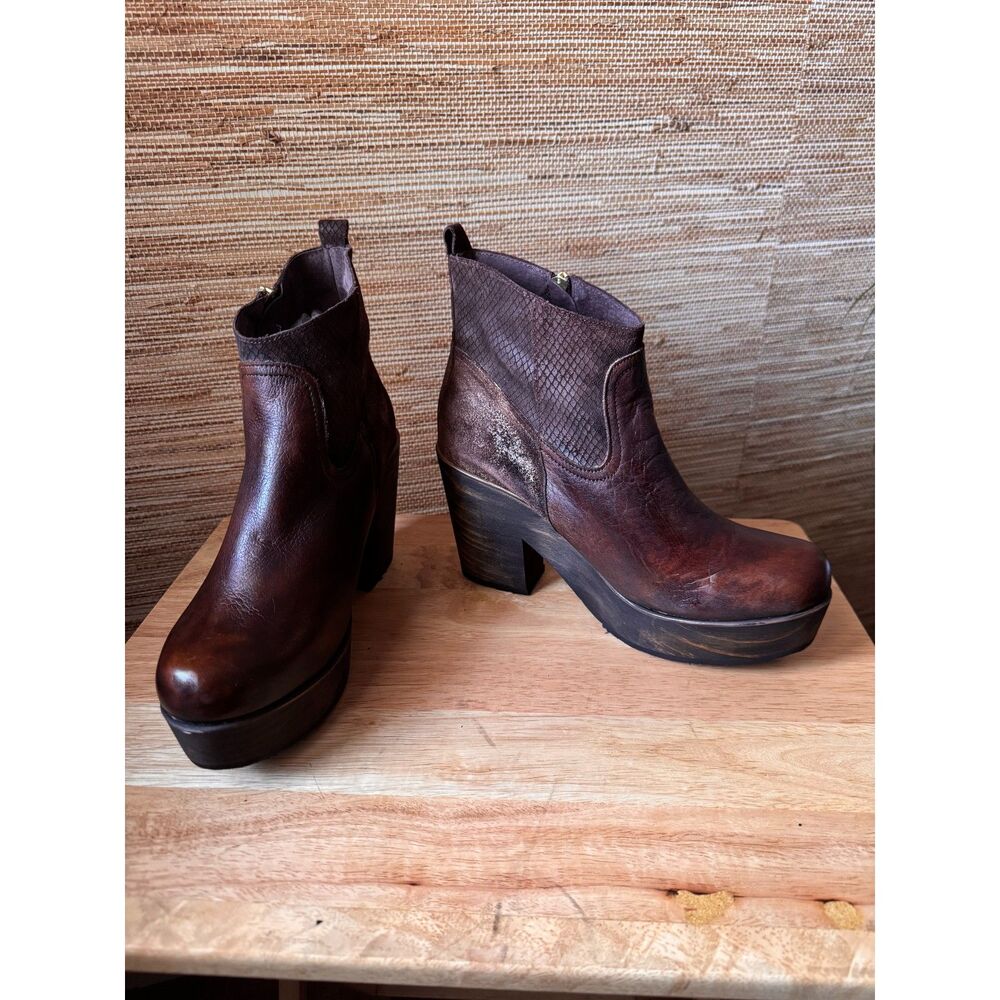Matisse Esme Brown Leather Platform Boots Ankle Booties Wood Block Heel Size 10